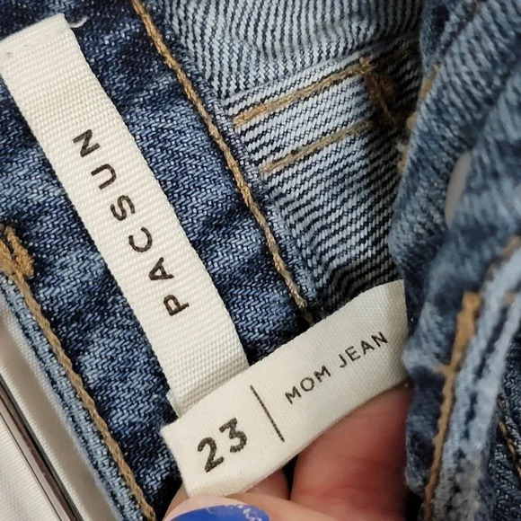 Pacsun Mom Jean Light Wash Mid Rise Casual Relaxed Denim Non‎ Distressed Sz 23 - Picture 3 of 6